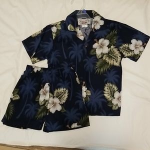 4t Hawaiian style short outfit